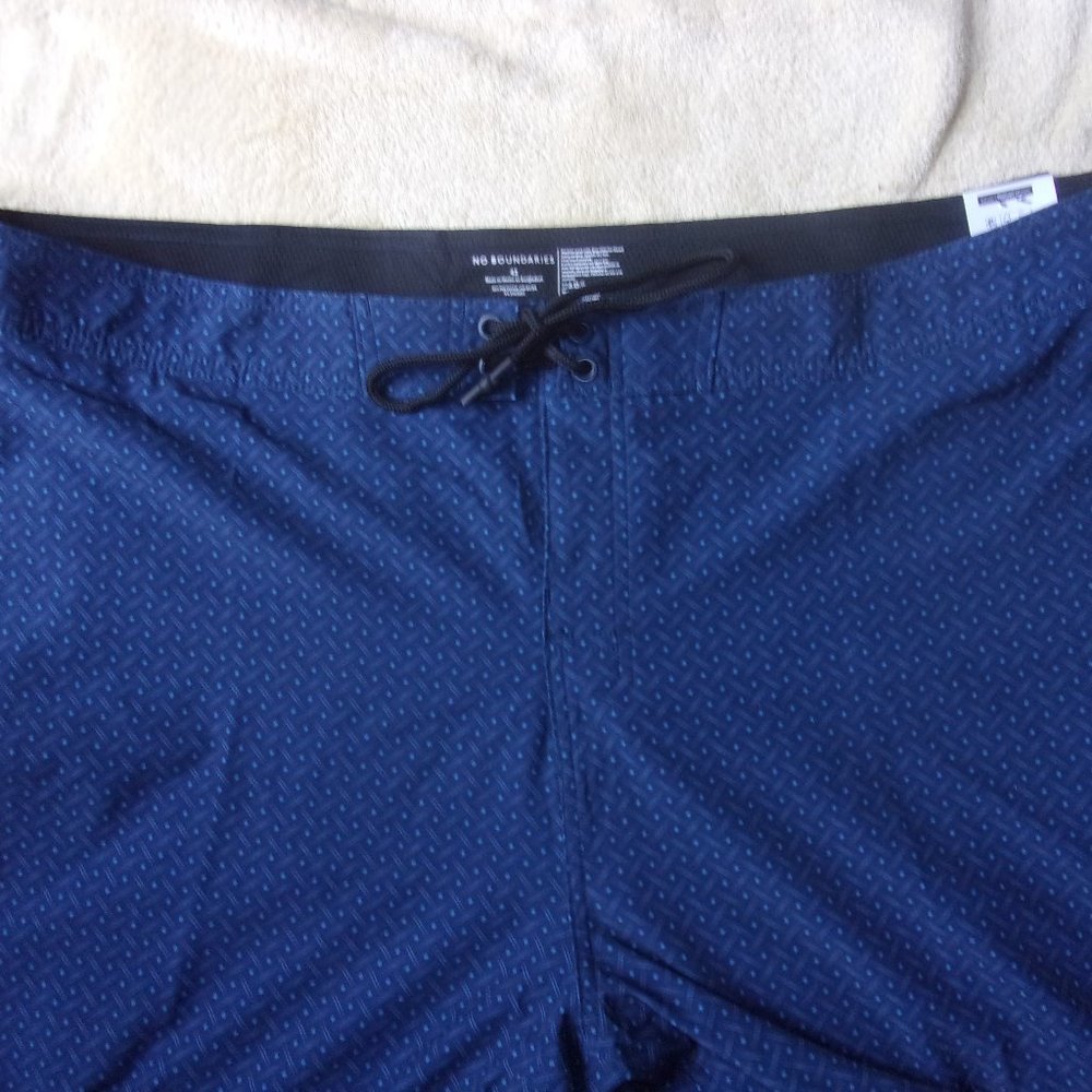 NWT Navy Hybrid Shorts